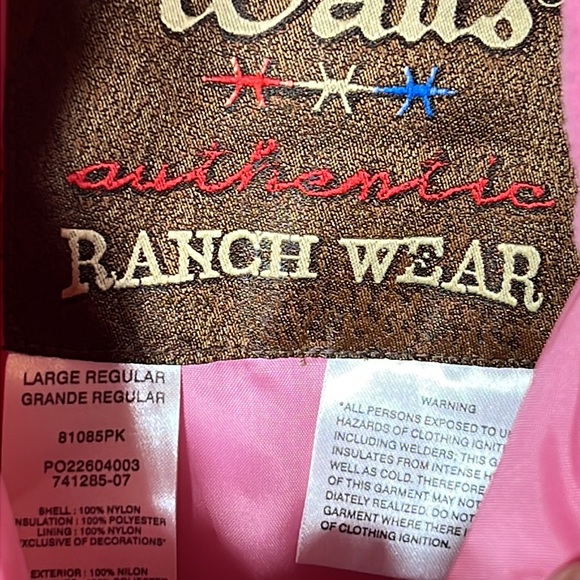 Walls authentic ranch wear pink puffer snap front vest size large - Picture 4 of 7